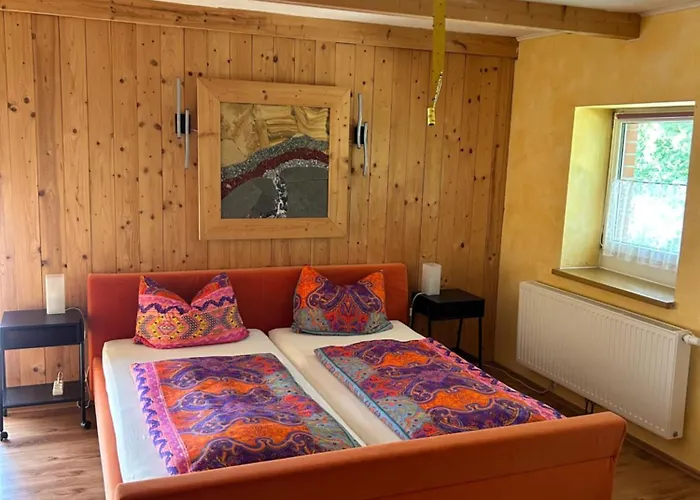 Lindenhof * Hecklingen (Salzlandkreis)